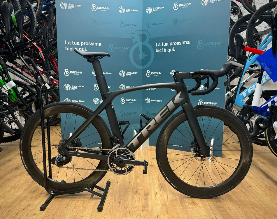 Trek Madone SLR 9 AXS Gen 6 Taglia 56 - Usata