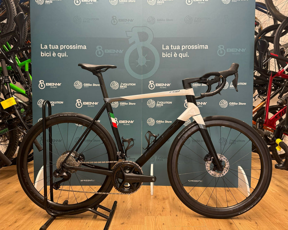 Colnago C68 Road Disc Ultegra R8170 12v Taglia 550 - Usata
